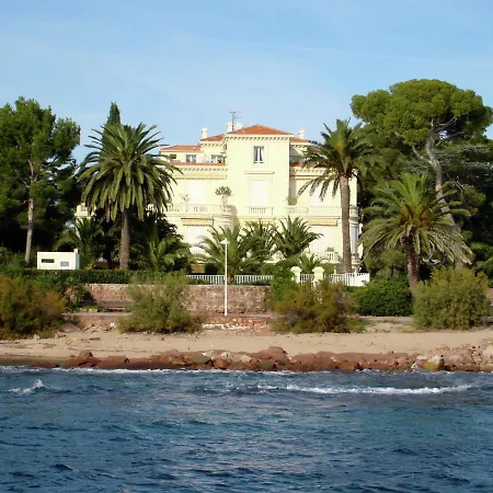 In With Pool And Access Appartement Saint-Raphaël