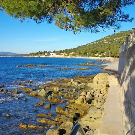 Appartement On Cote D'azur With Beachfront Views Saint-Raphaël