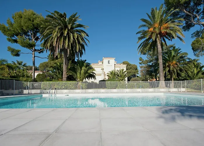 Apartmán On Cote D'azur With Beachfront Views